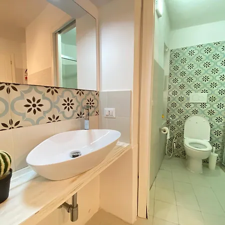 Lägenhet Antica Maisonette S Giovanni Centro Storico *