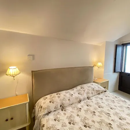 Lejlighed Antica Maisonette S Giovanni Centro Storico *